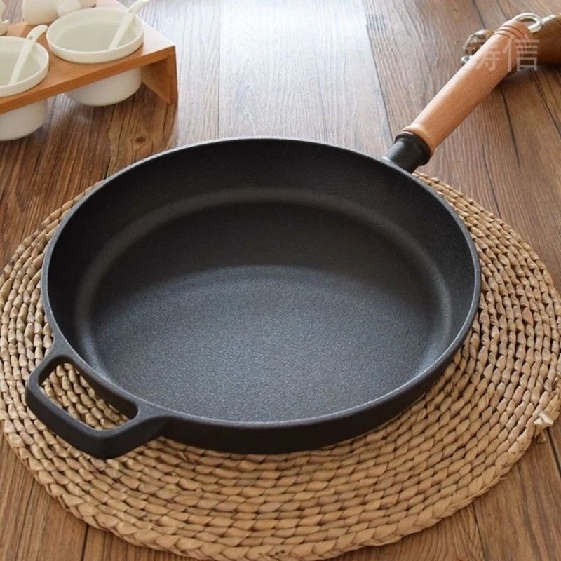 Cast iron skillet